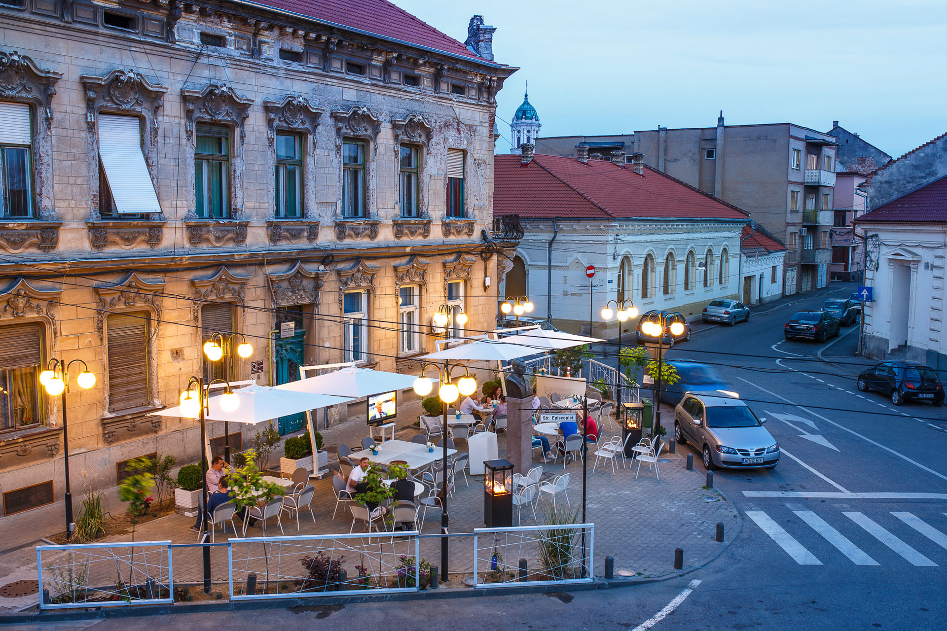 TOT NOI, DAR ÎN IMAGINI